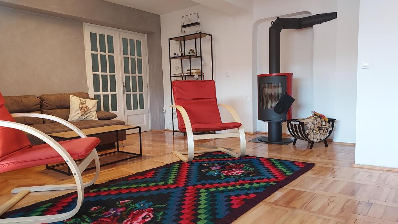 Ferienwohnung Barlog Brașov Exterior foto